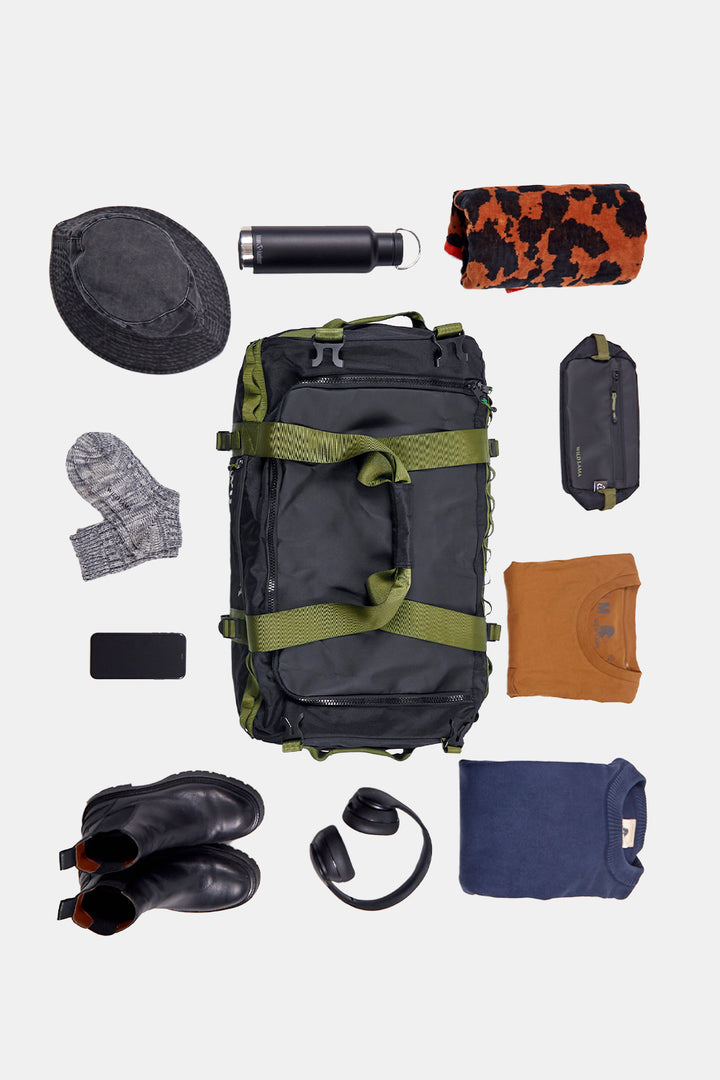 Bolso Travel Bek Reciclada Negra Verde 60L
