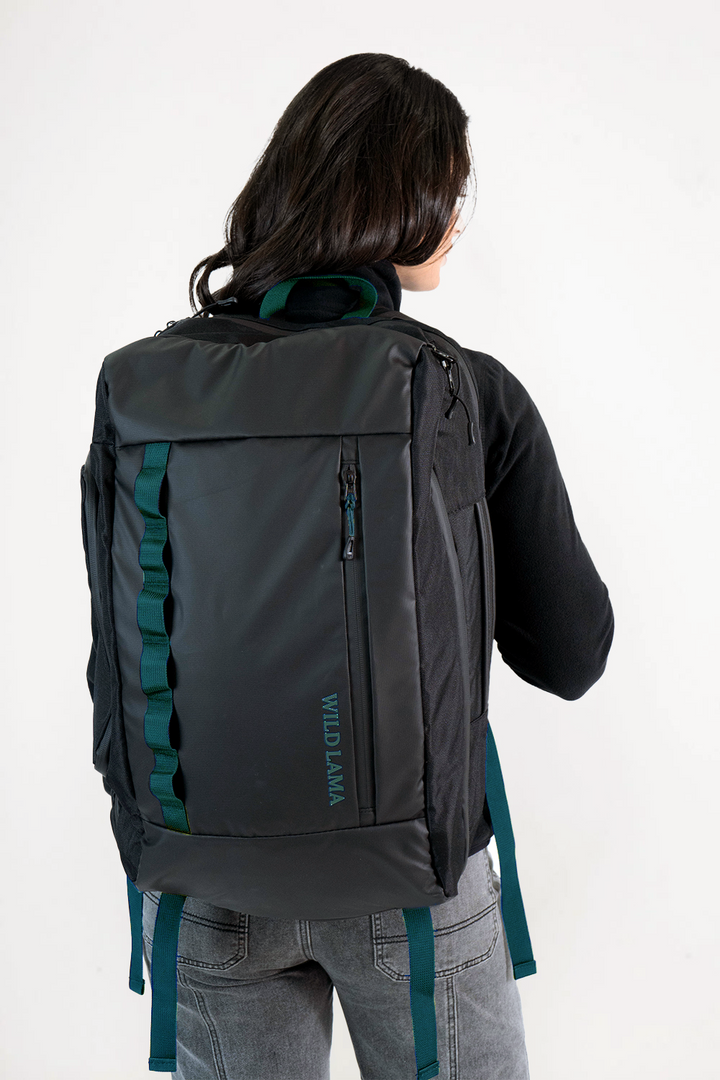 Mochila Travel Duma Reciclada Negra Petróleo 40L