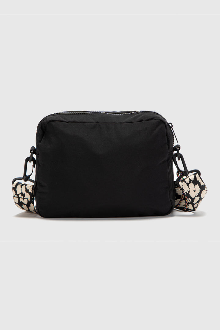 Cartera Rina Reciclada Negra
