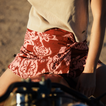 Short Mujer