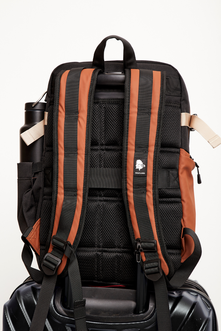 Mochila Travel Nera Terracota 16 Lts.