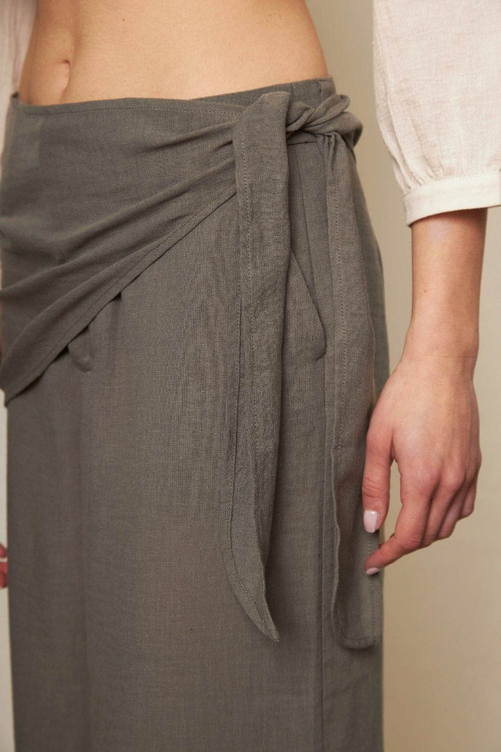 Pantalón Mousy Reciclado Gris Mujer
