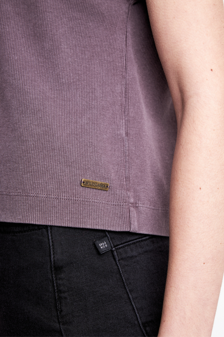 Polera Elis Orgánica Morada Mujer