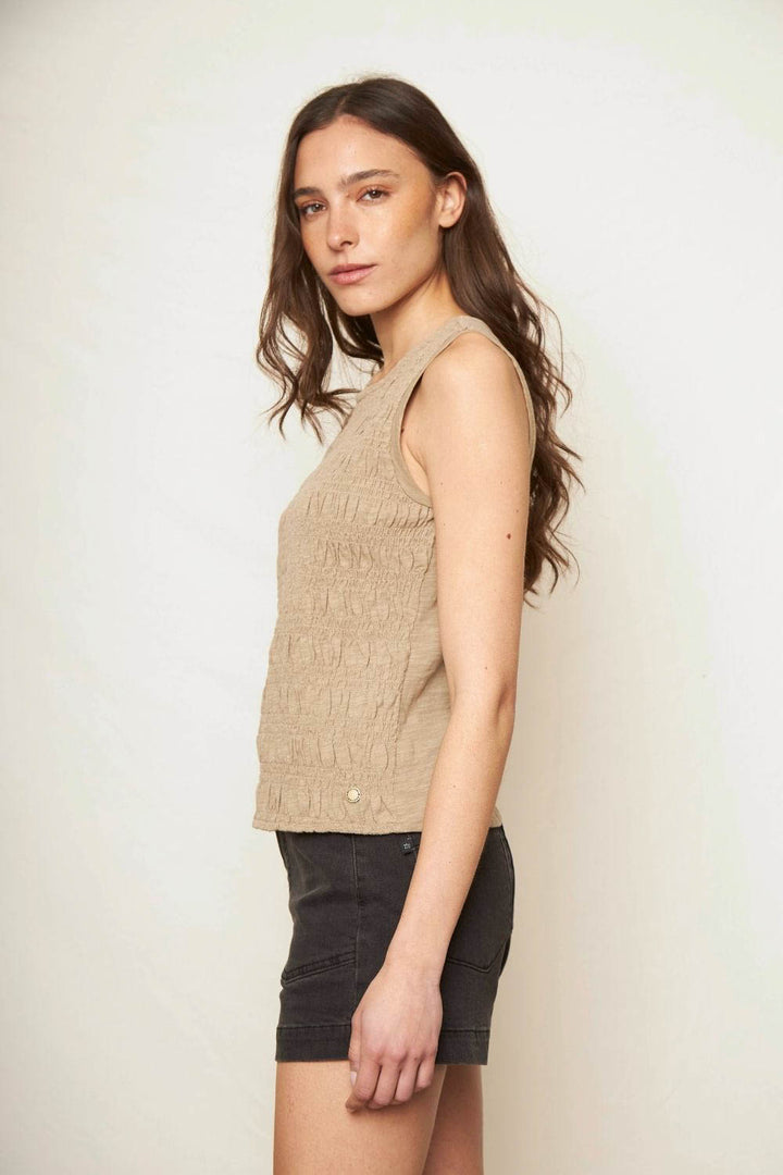 Polera Seris Orgánica Beige Mujer