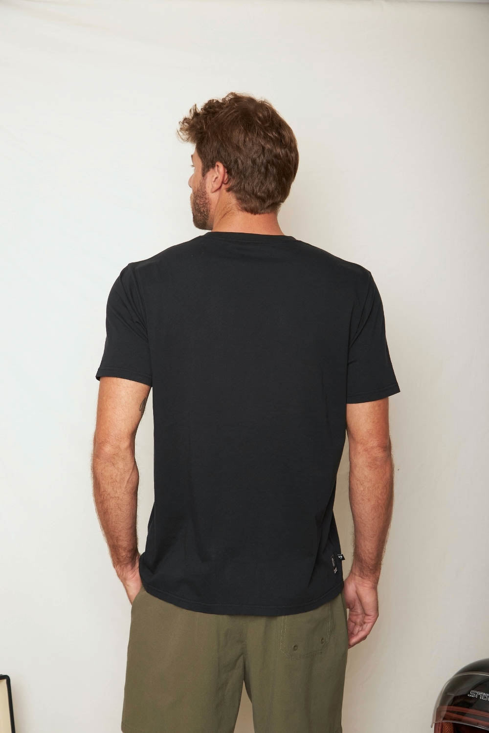 Polera Soles Orgánica Negra Hombre