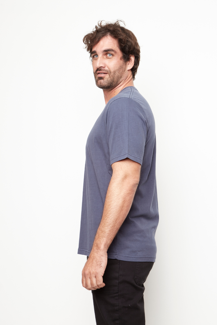 Polera Bat Orgánica Azul Hombre