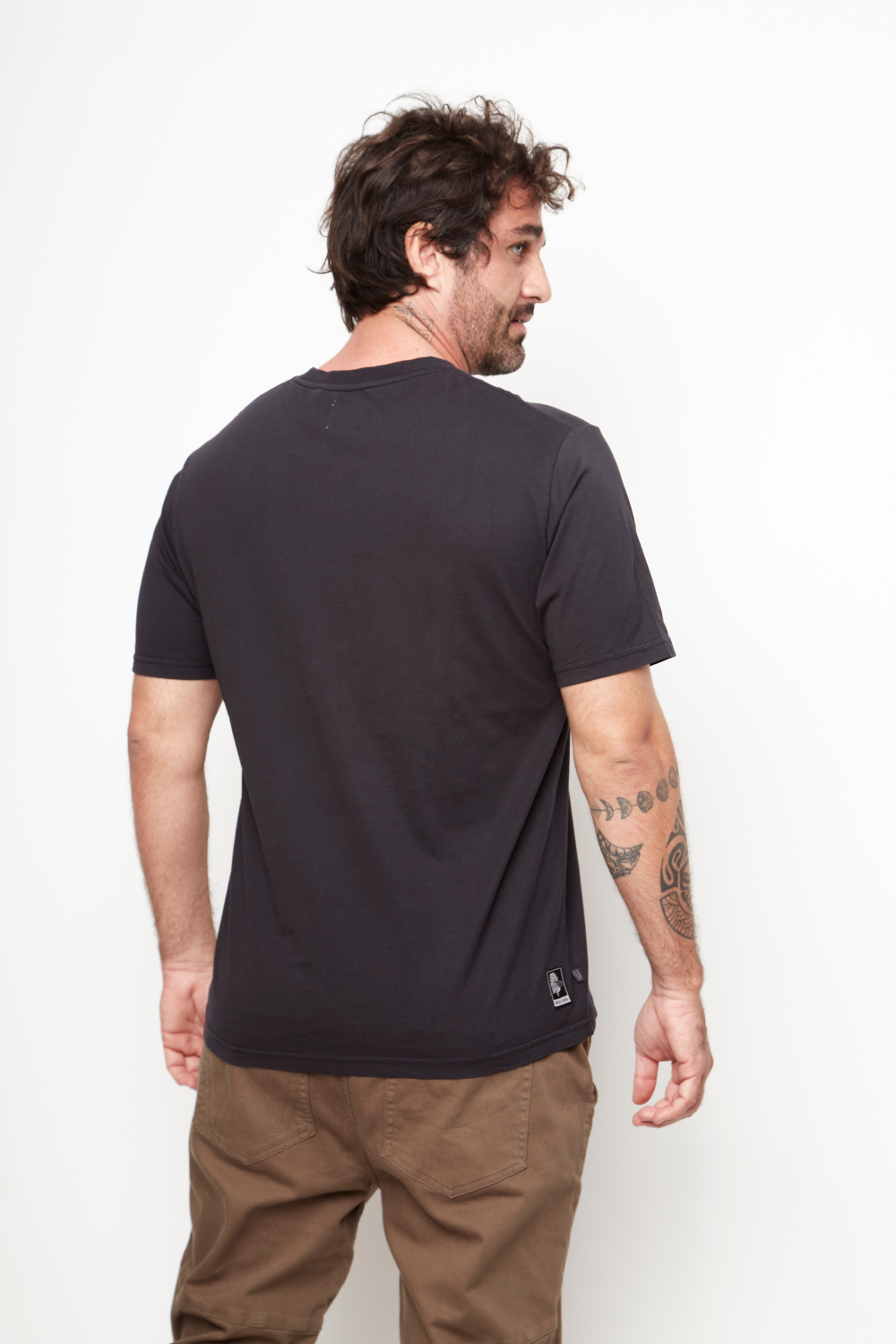 Polera Bat Orgánica Negro Hombre