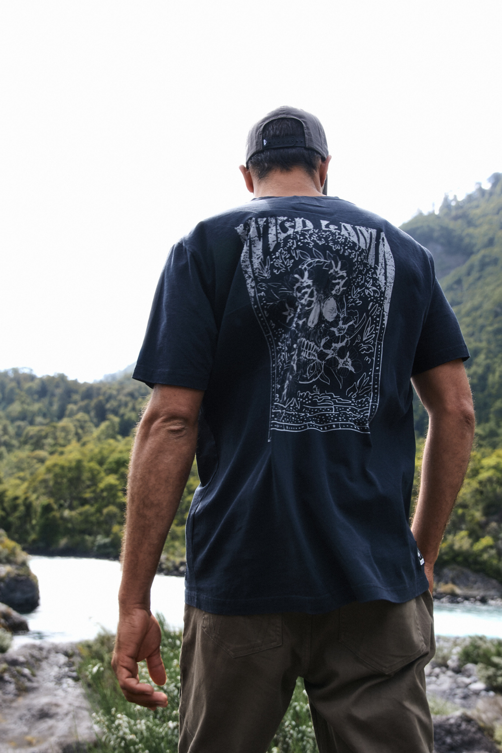 Polera Karu Orgánica Negro Hombre