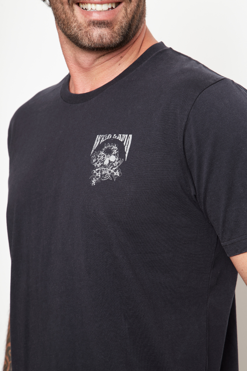 Polera Karu Orgánica Negro Hombre