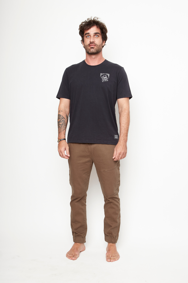 Polera Karu Orgánica Negro Hombre