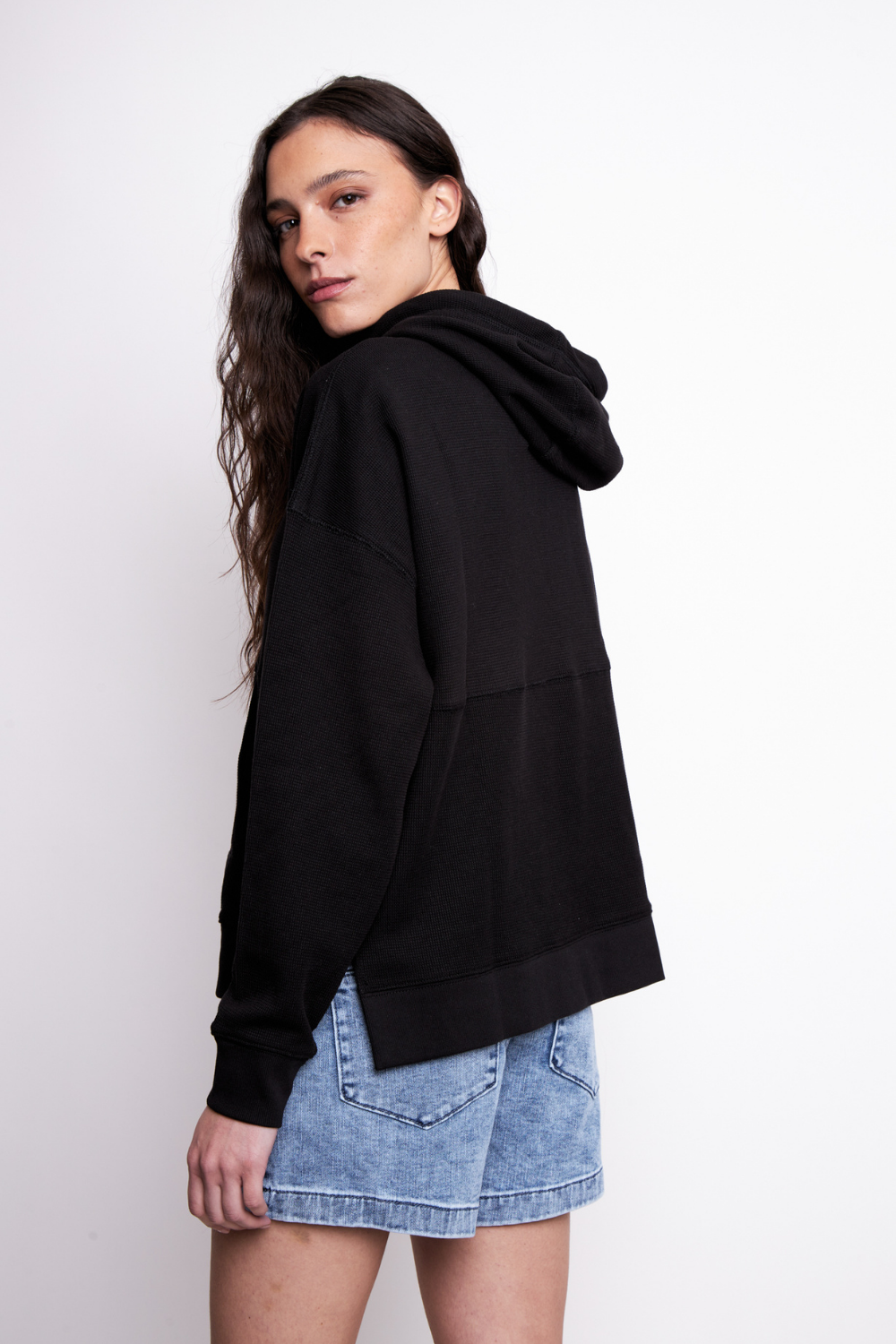 Polerón Bali Reciclado Negro Mujer
