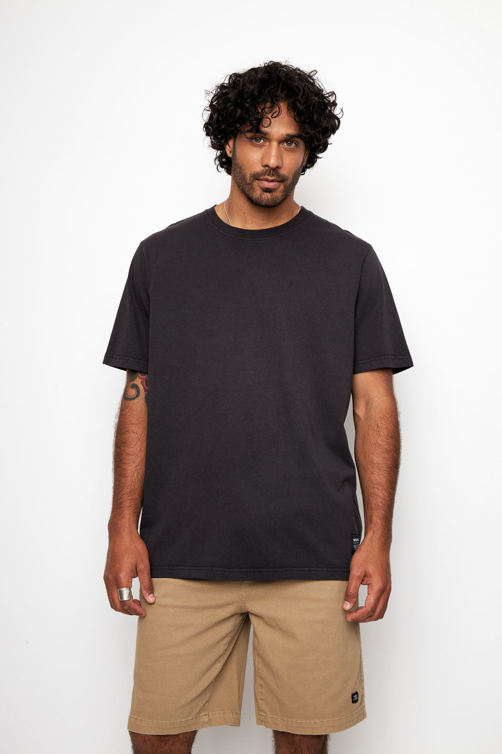 Polera Bat Orgánica Negra Hombre
