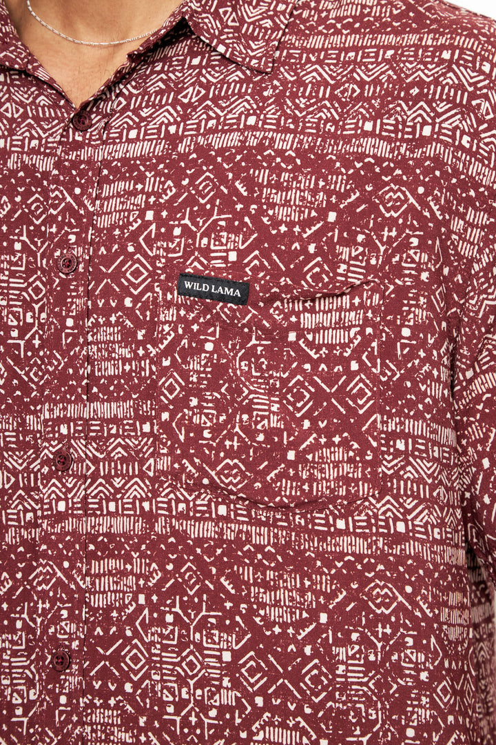 Camisa Mero Tribal Crudo Burdeo Hombre ECOVERO™