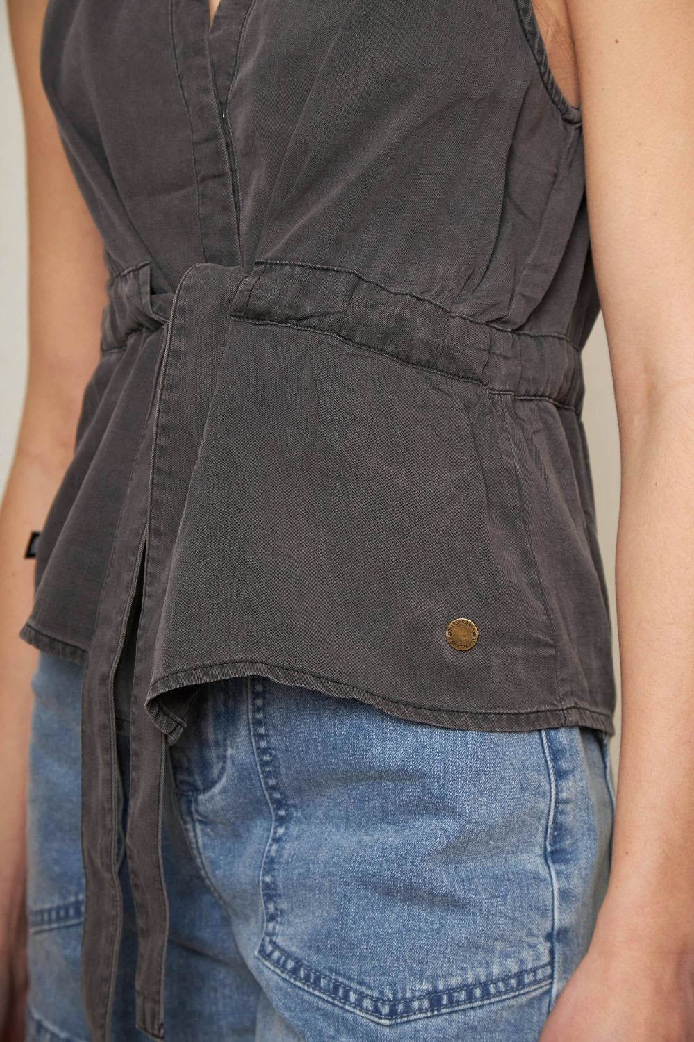 Vest Limba Denim Negro Mujer