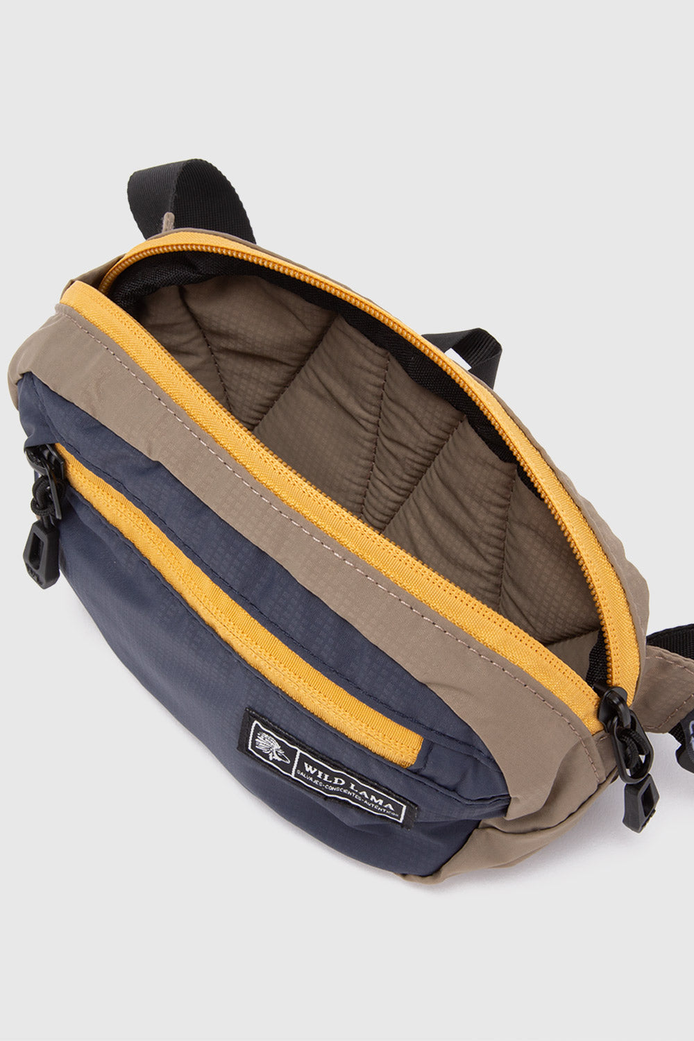Banano Montaña Reciclado Azul Marino