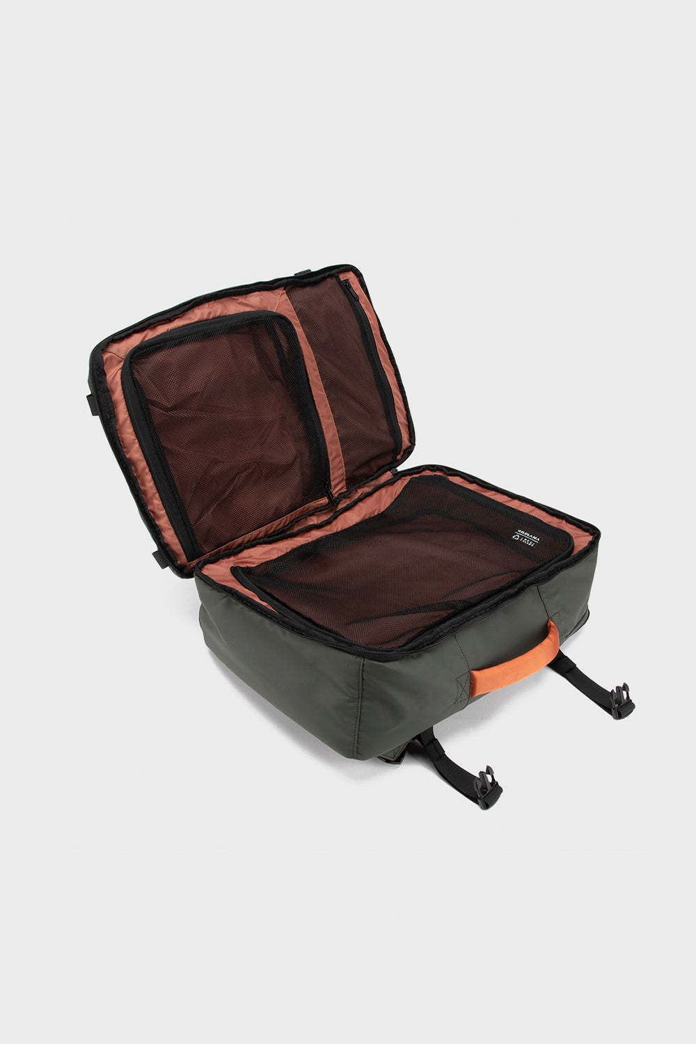 Mochila Travel Baku L Reciclada Verde 44 Lts.