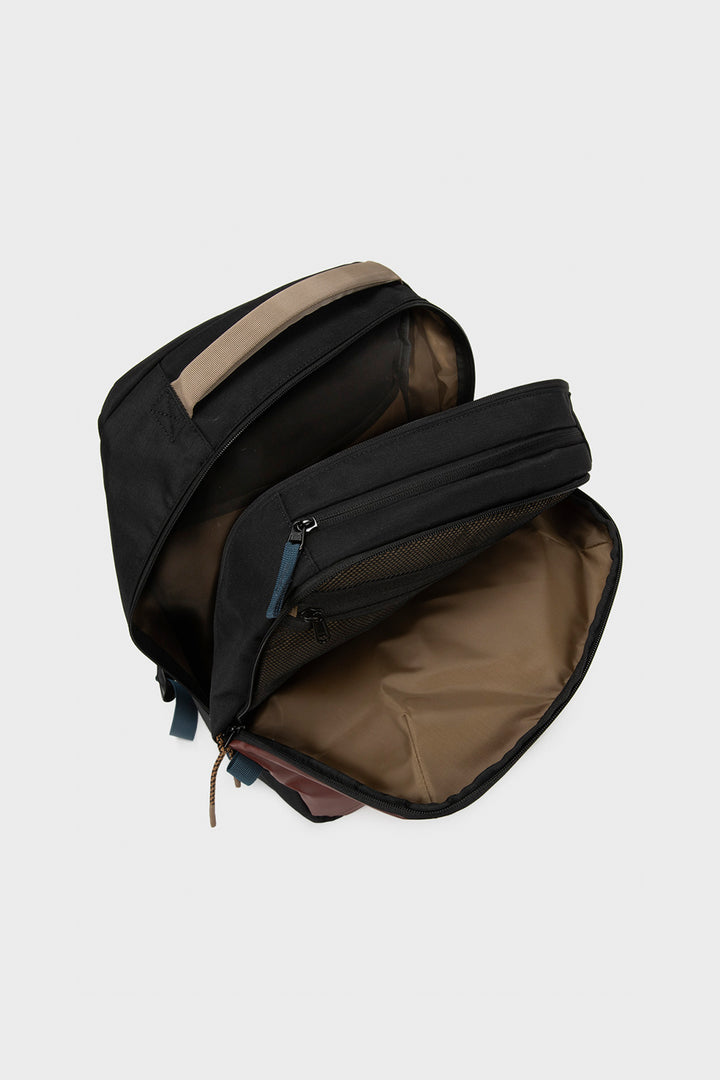 Mochila Travel Nala M Reciclada Burdeo 32 Lts.