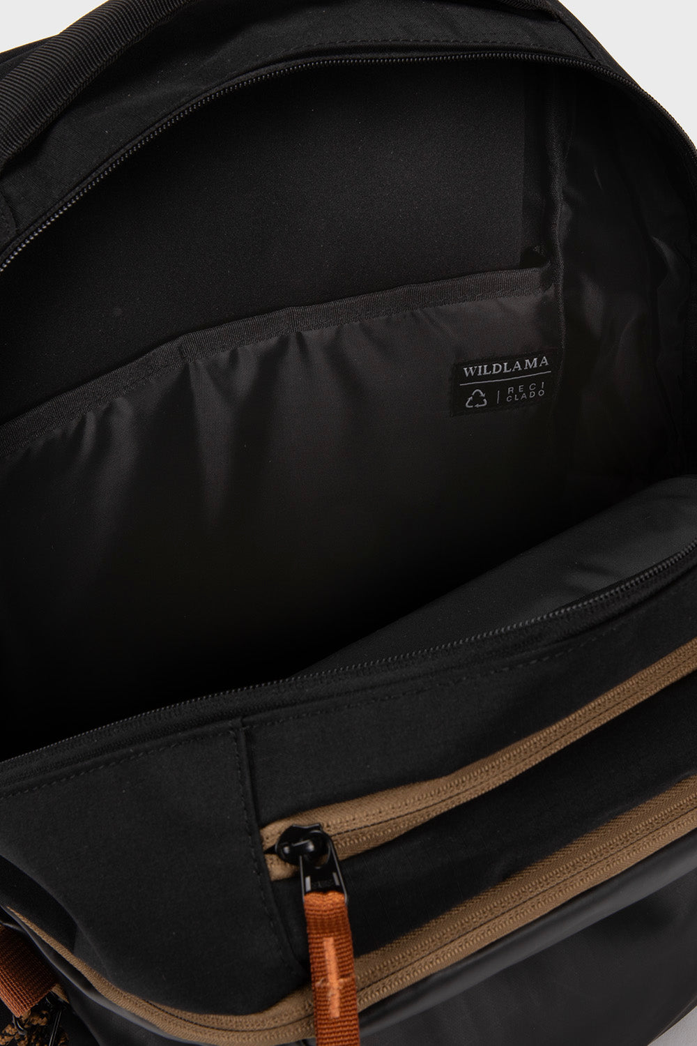 Mochila Travel Nala M Reciclada Negra 32 Lts.