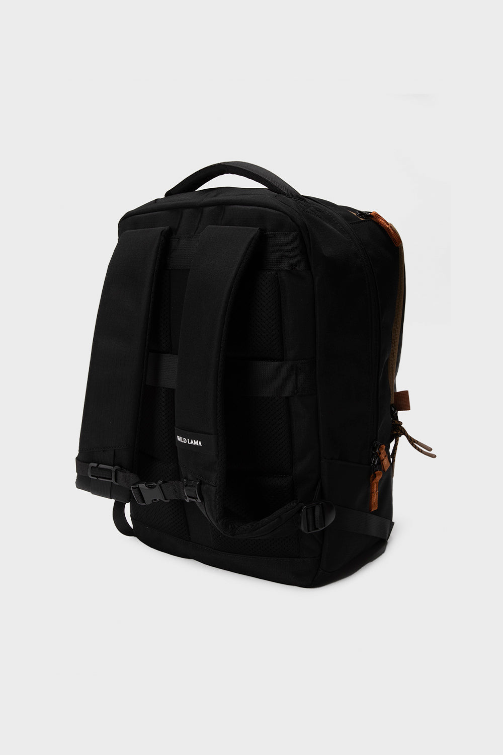Mochila Travel Nala M Reciclada Negra 32 Lts.