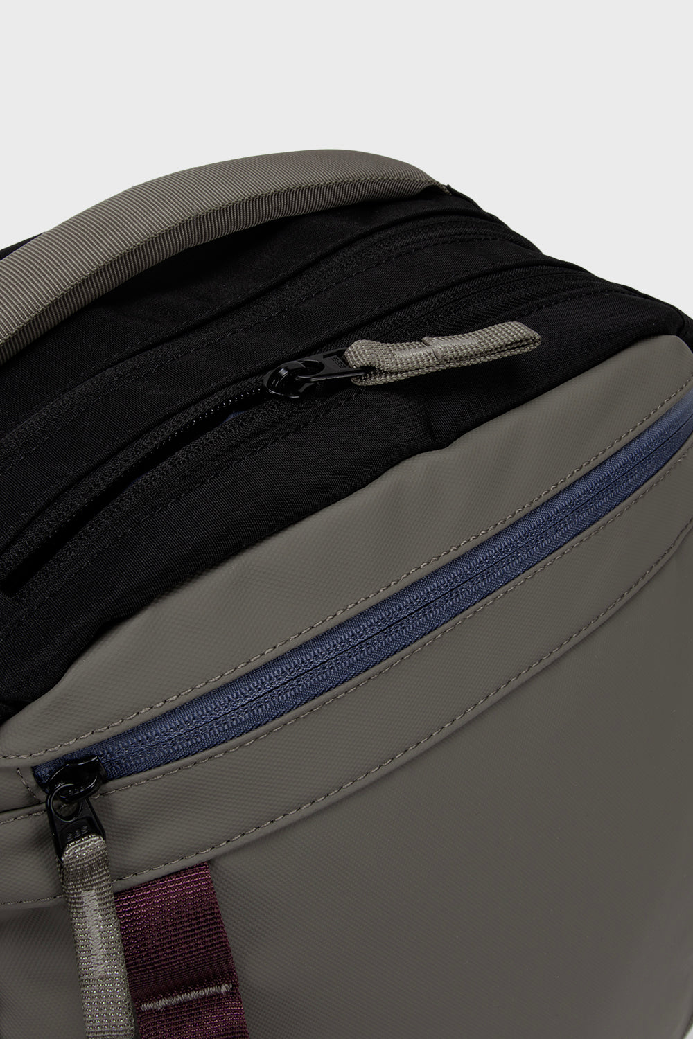 Mochila Travel Baku S Reciclada Beige 21 Lts.