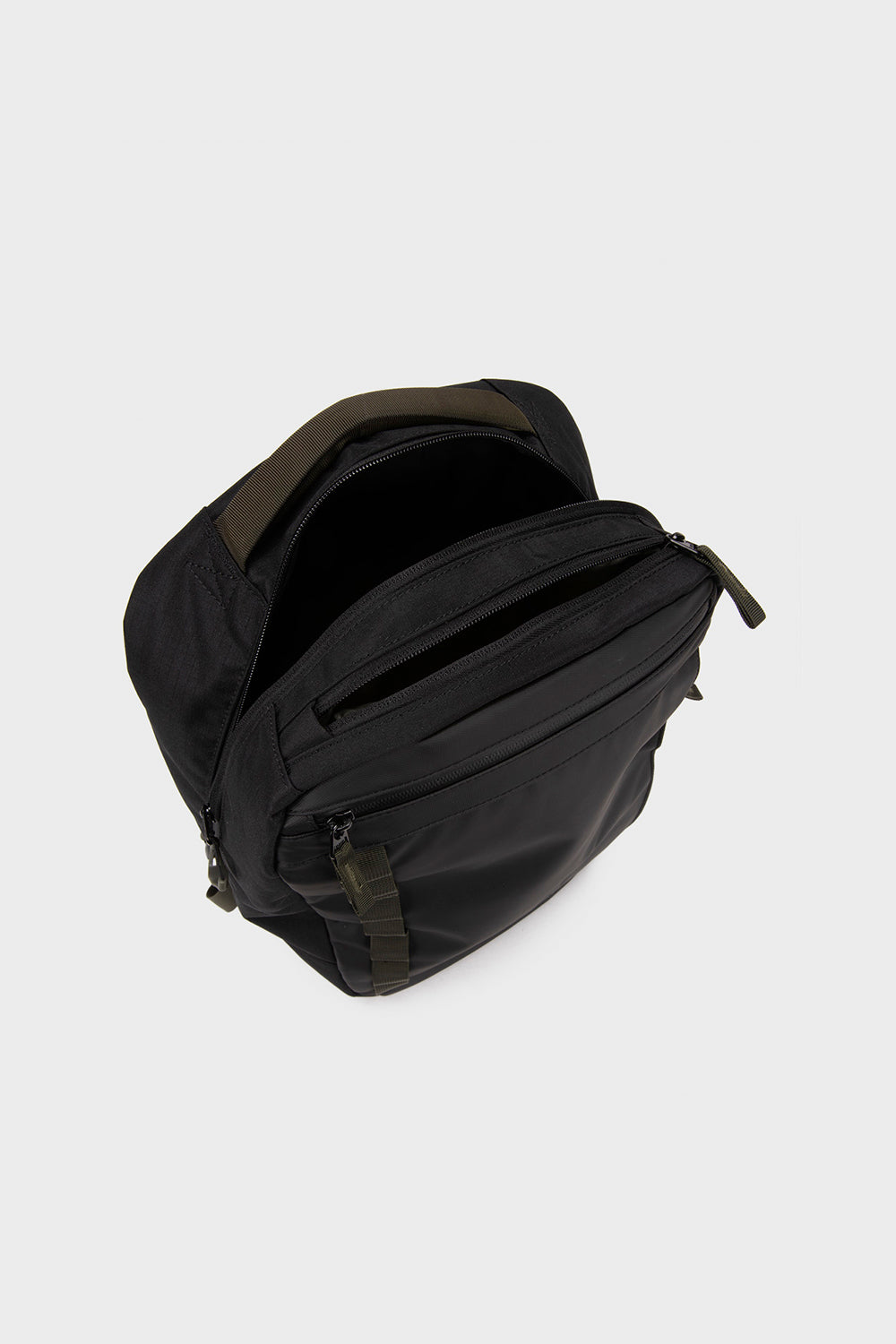 Mochila Travel Baku S Reciclada Negra 21 Lts.