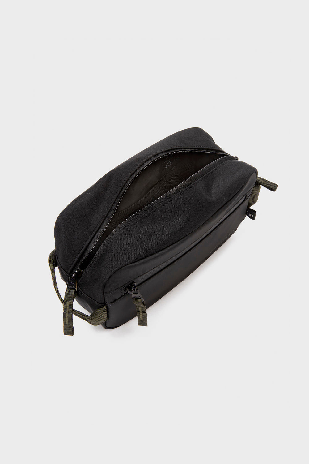 Neceser Travel Raco Reciclado Negro 3 Lts.