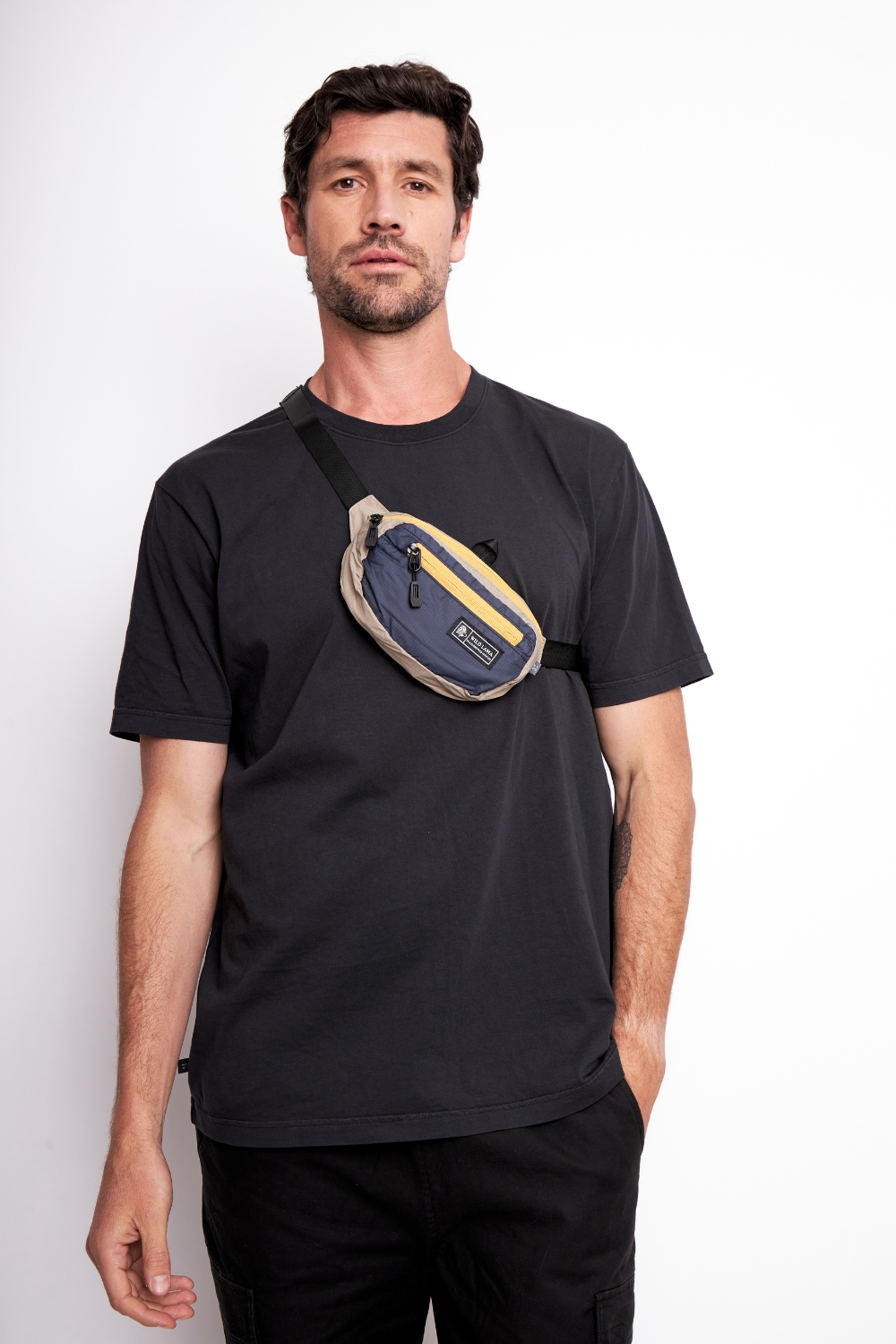 Banano Montaña Reciclado Azul Marino