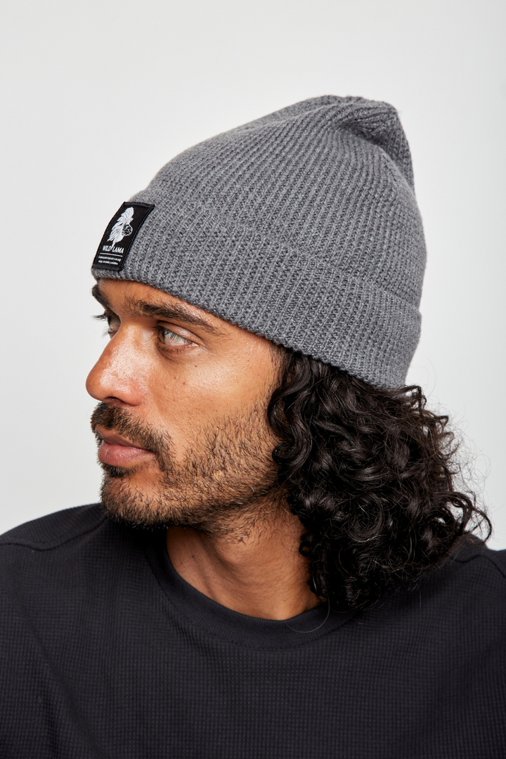 Gorro Eris Reciclado Gris Oscuro