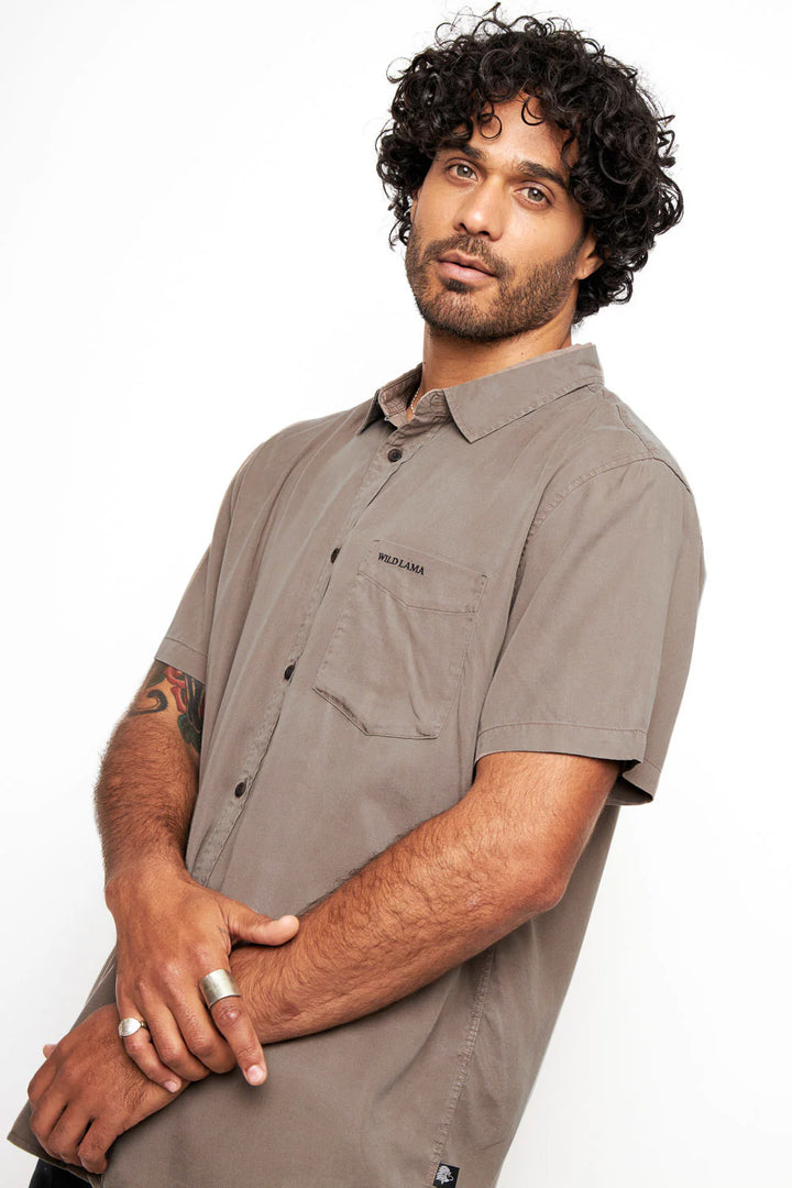 Camisa Jim Café Hombre