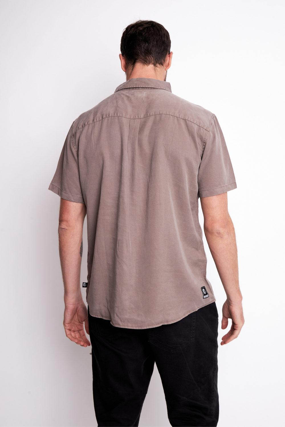 Camisa Jim Café Hombre