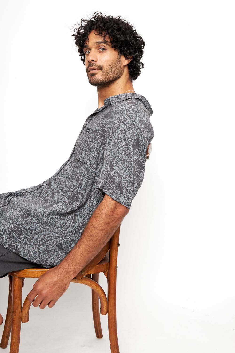 Camisa Mero Paisley Gris Hombre ECOVERO™