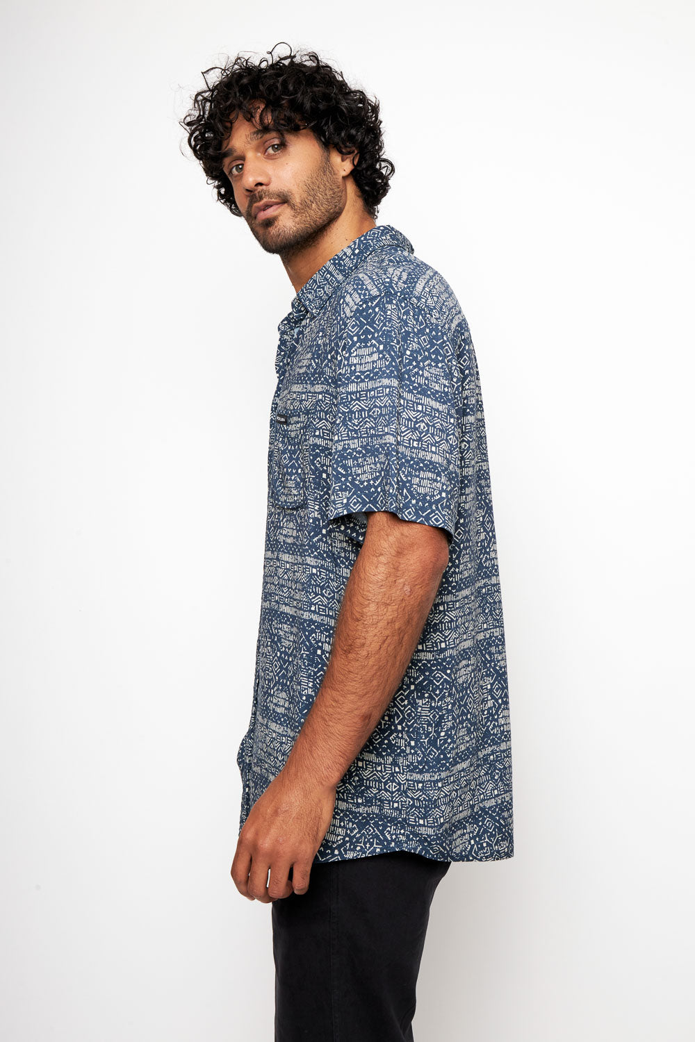 Camisa Mero Tribal Azul Hombre ECOVERO™