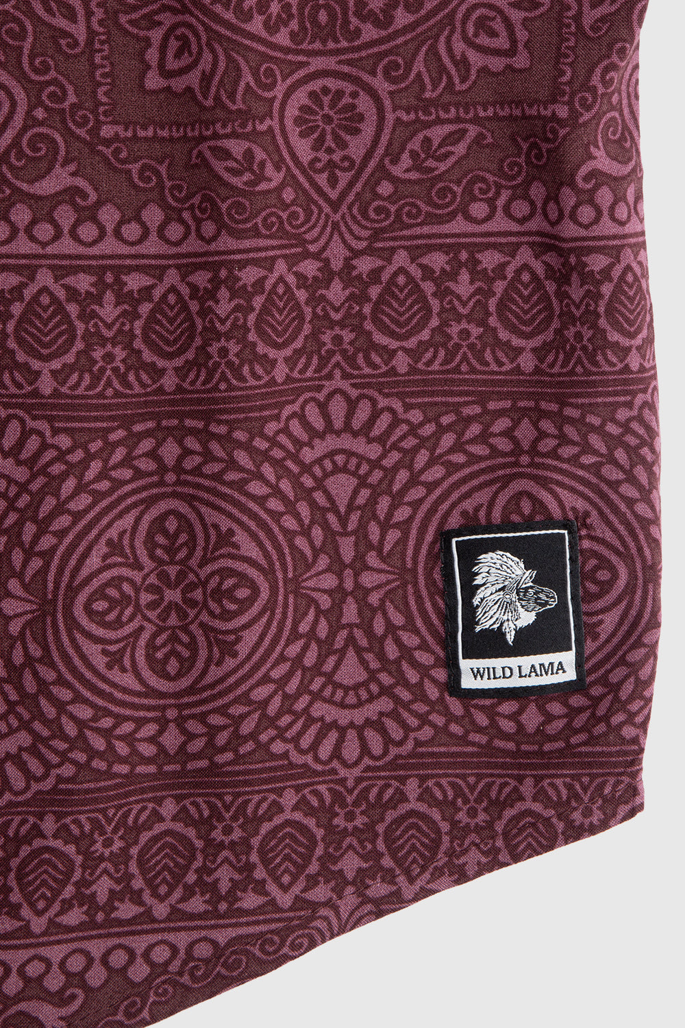 Camisa Mero Tribal Burdeo Hombre ECOVERO™