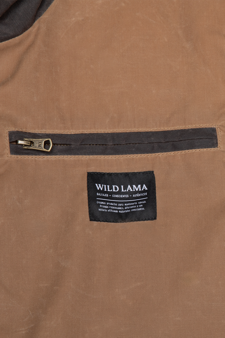 Chaqueta Sin Mangas Polko Wax Reciclada Camel Hombre