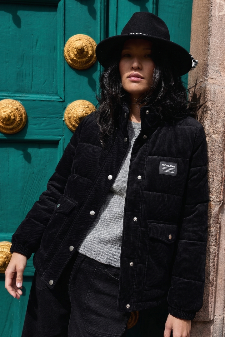 Parka Chic Puffa Orgánica Negra Mujer