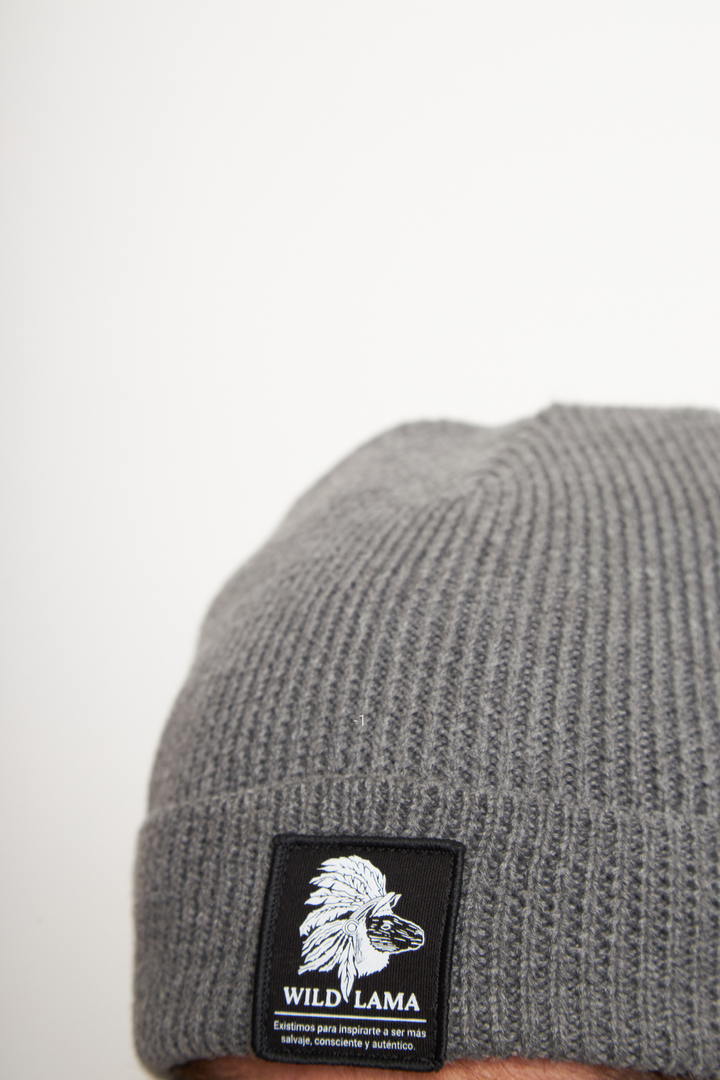 Gorro Eris Reciclado Gris Oscuro