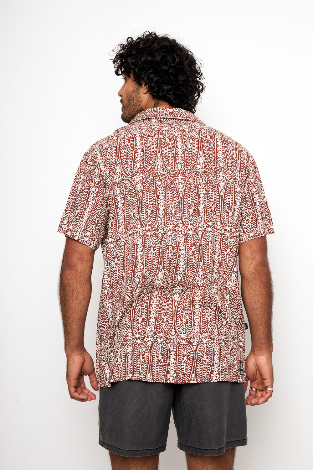Guayabera Ecuador Paisley Burdeo Hombre