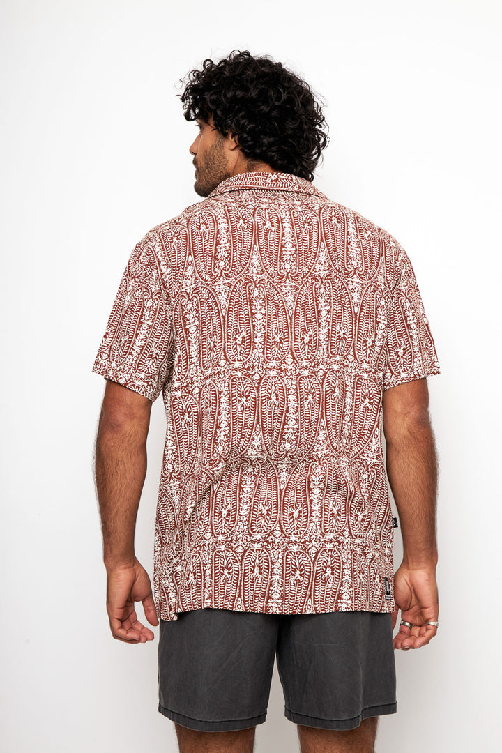 Guayabera Ecuador Paisley Burdeo Hombre