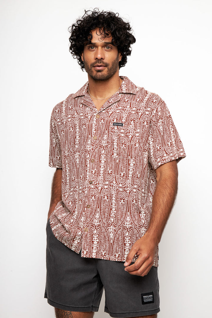 Guayabera Ecuador Paisley Burdeo Hombre