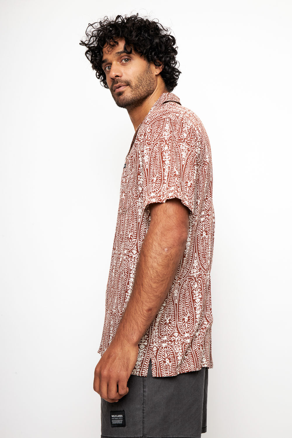 Guayabera Ecuador Paisley Burdeo Hombre