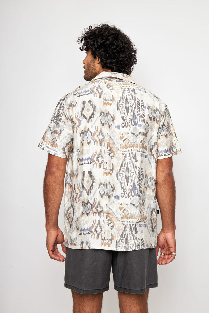 Guayabera Ecuador Print Beige Hombre