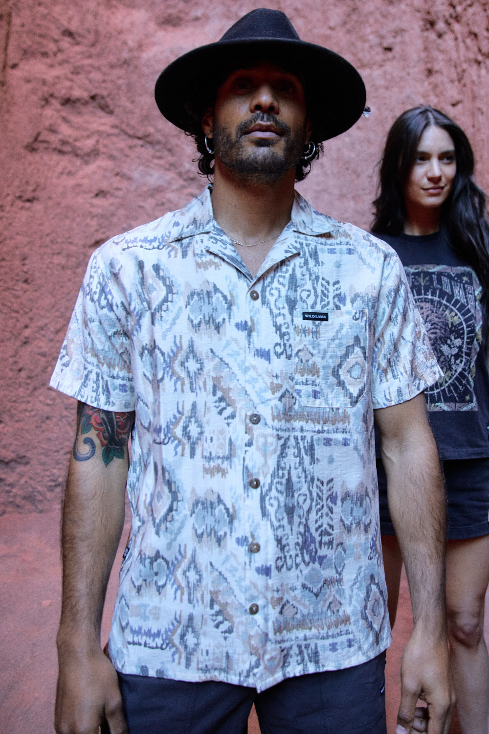 Guayabera Ecuador Print Beige Hombre