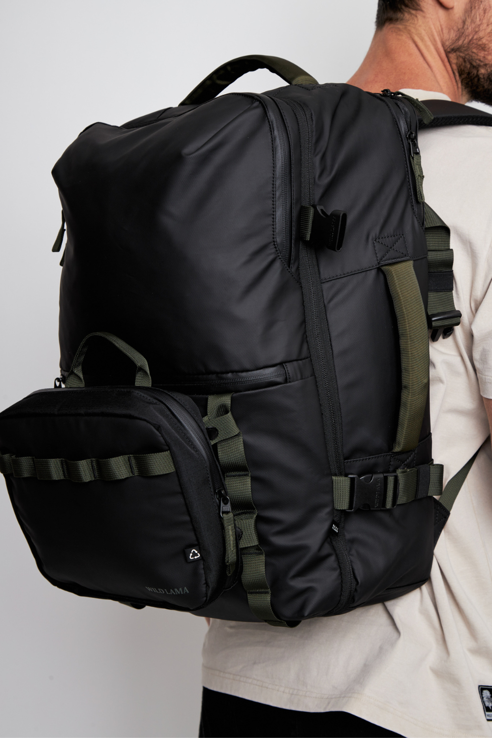 Mochila Travel Baku L Reciclada Negra 44 Lts.