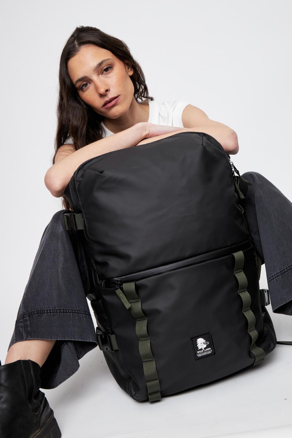 Mochila Travel Baku L Reciclada Negra 44 Lts.