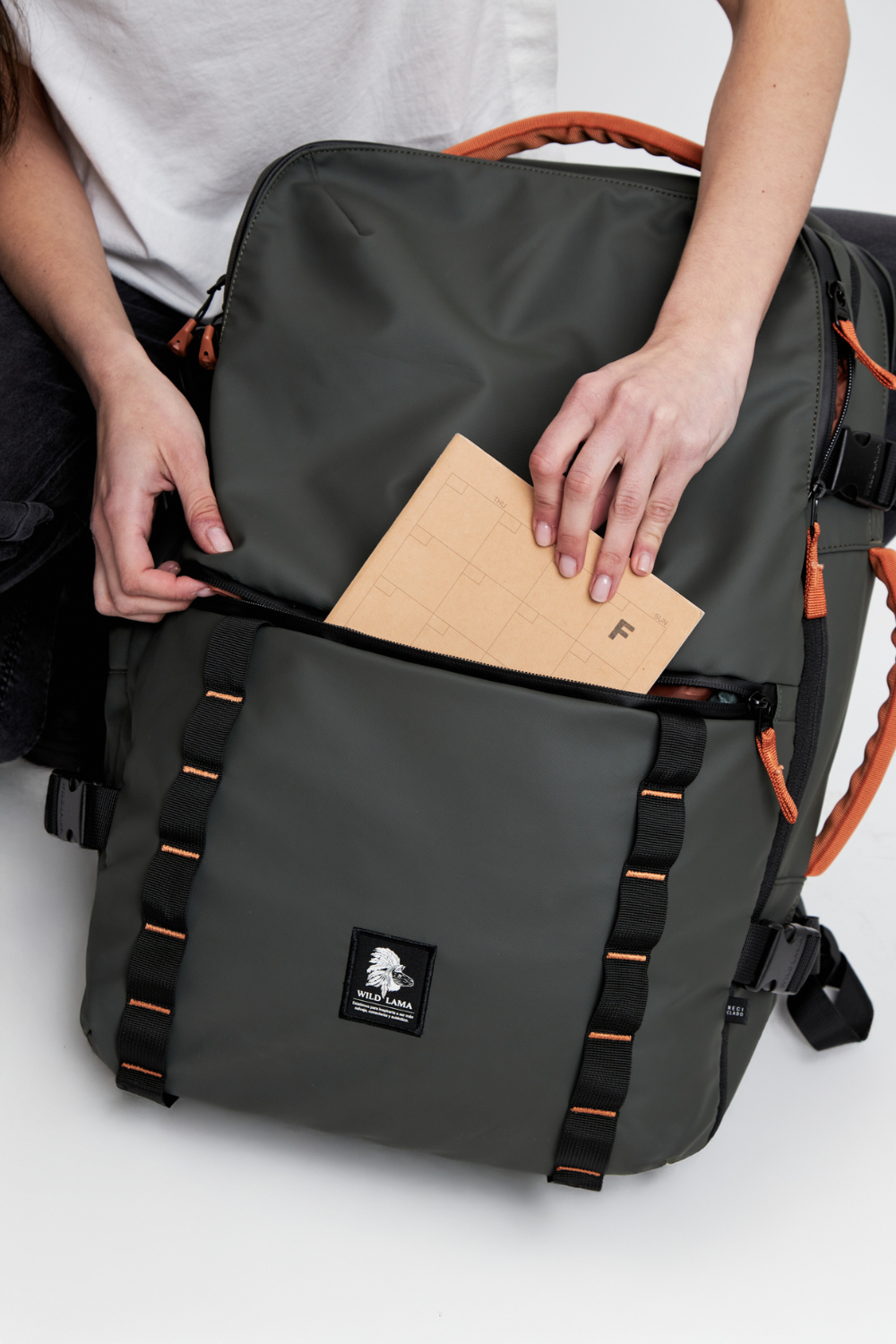 Mochila Travel Baku L Reciclada Verde 44 Lts.