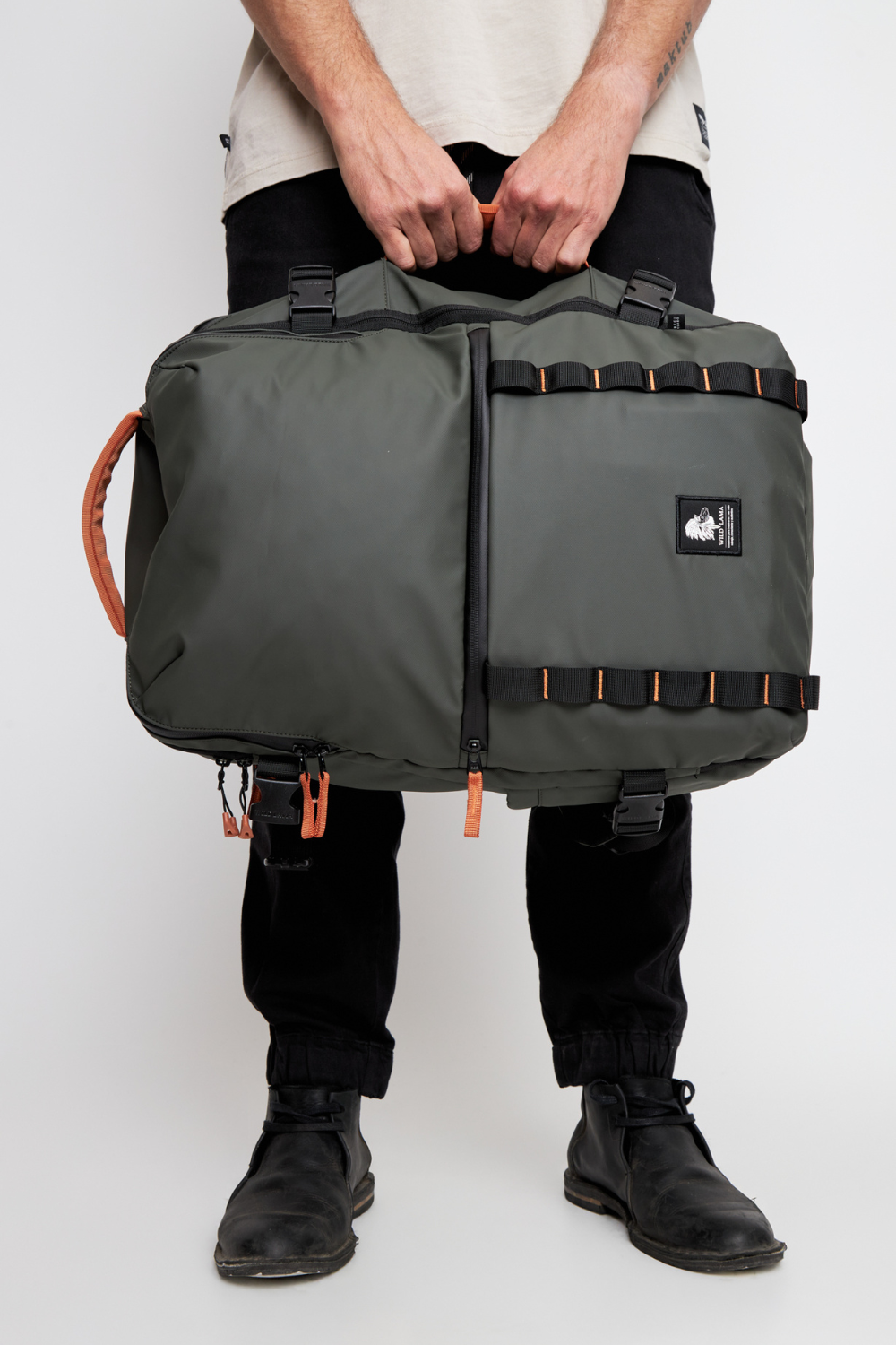 Mochila Travel Baku L Reciclada Verde 44 Lts.