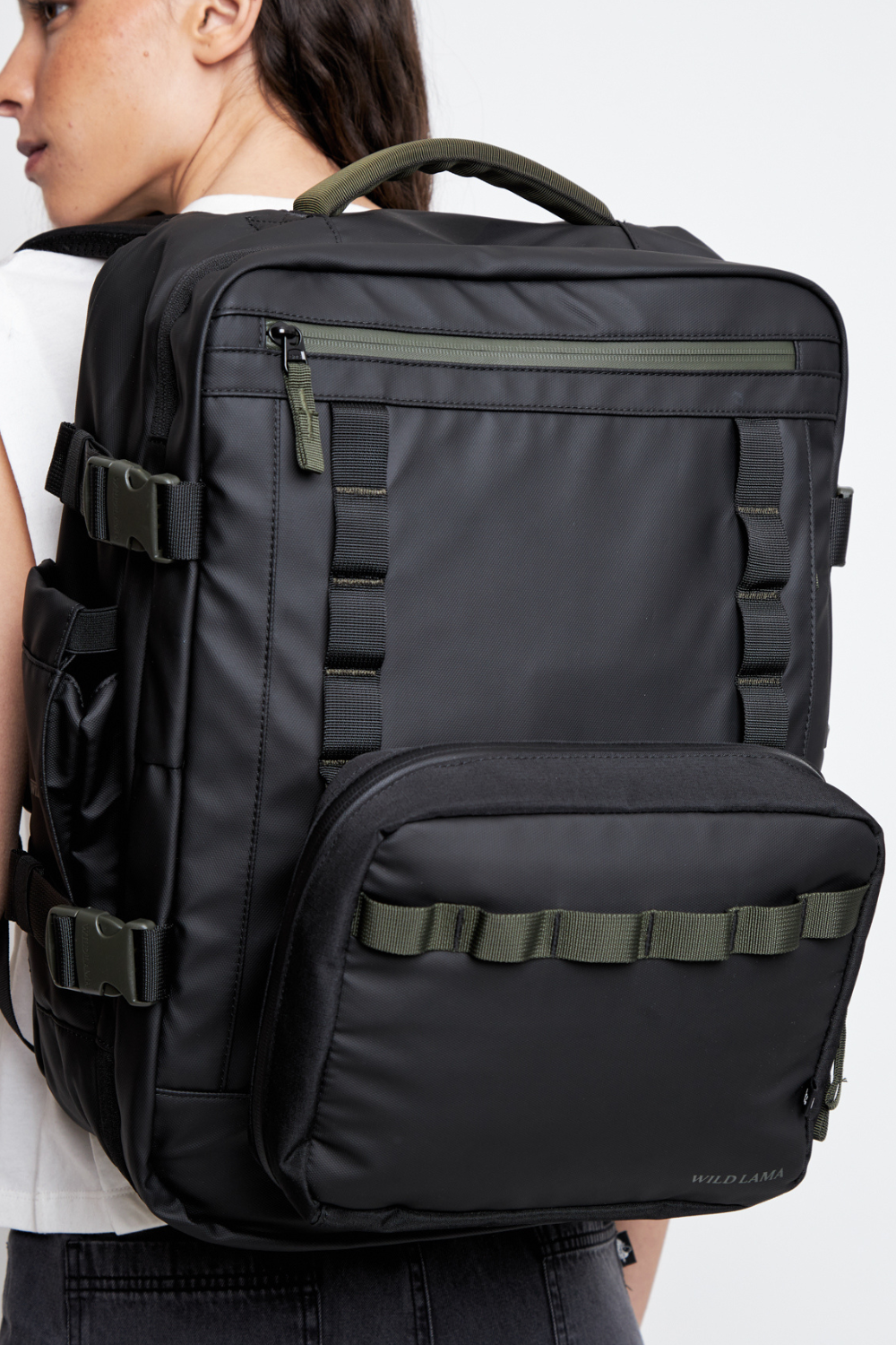 Mochila Travel Baku M Reciclada Negra 26 Lts.