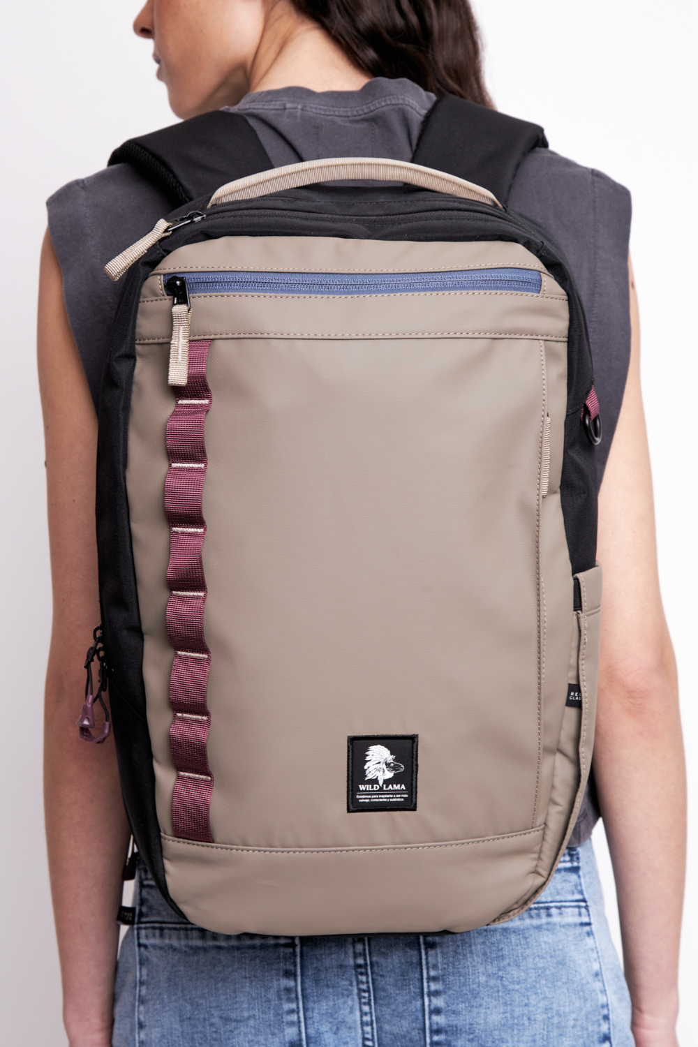 Mochila Travel Baku S Reciclada Beige 21 Lts.