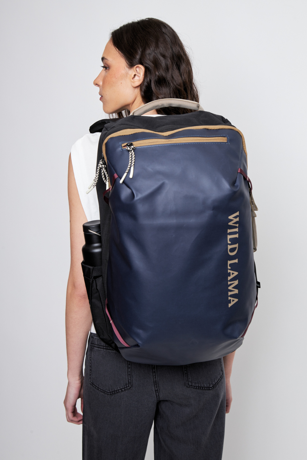 Mochila Travel Nala L Reciclada Gris Azulado 35 Lts.