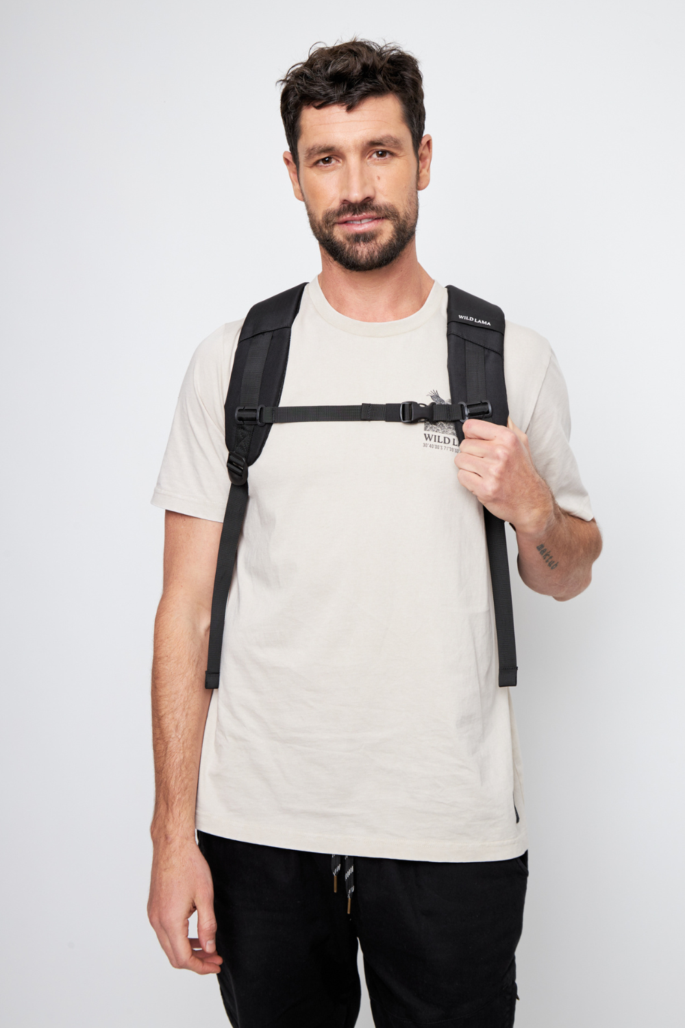 Mochila Travel Nala M Reciclada Negra 32 Lts.